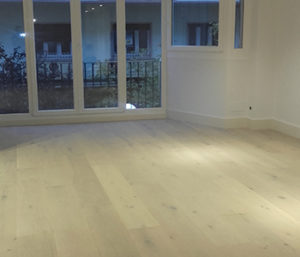 parquet flotante robre tintando blanco